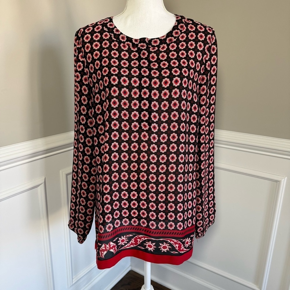Anne Klein Black and Red Patterned Blouse Size Large